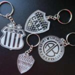 corte laser grabado personalizado llaveros digitales